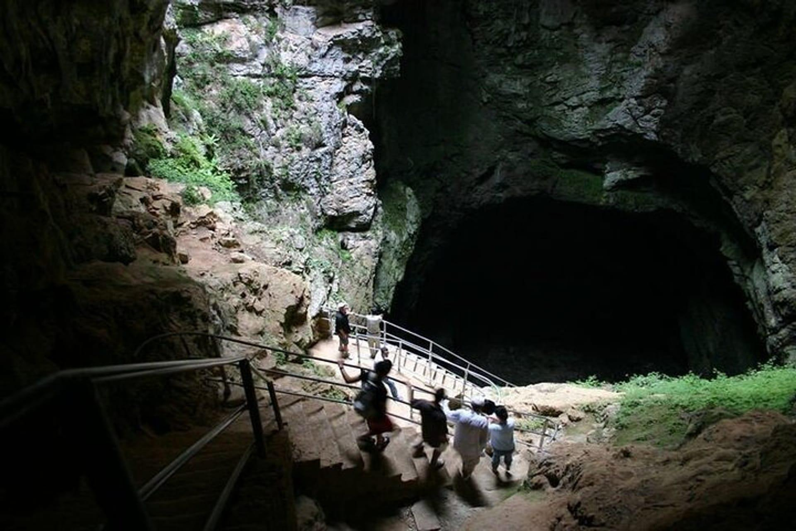 Friouato Cave entrance and visitor stairs near Taza, a destination for day trips from Fes